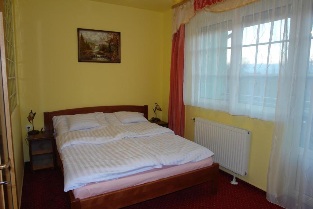 Holdlux Apartmanok シャールヴァール 部屋 写真